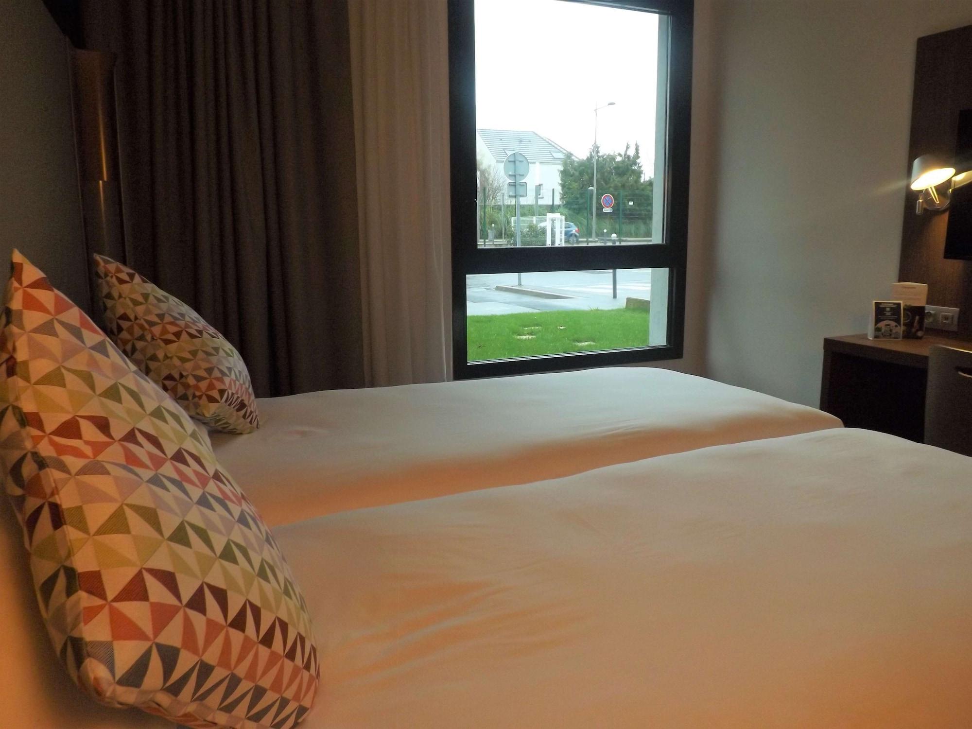 Campanile RUNGIS - ORLY Hotel Chevilly-Larue Exterior foto